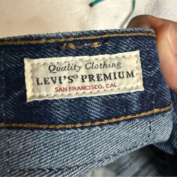 LEVI’S Premium High Rise 501 W27 L32 - Picture 7 of 12